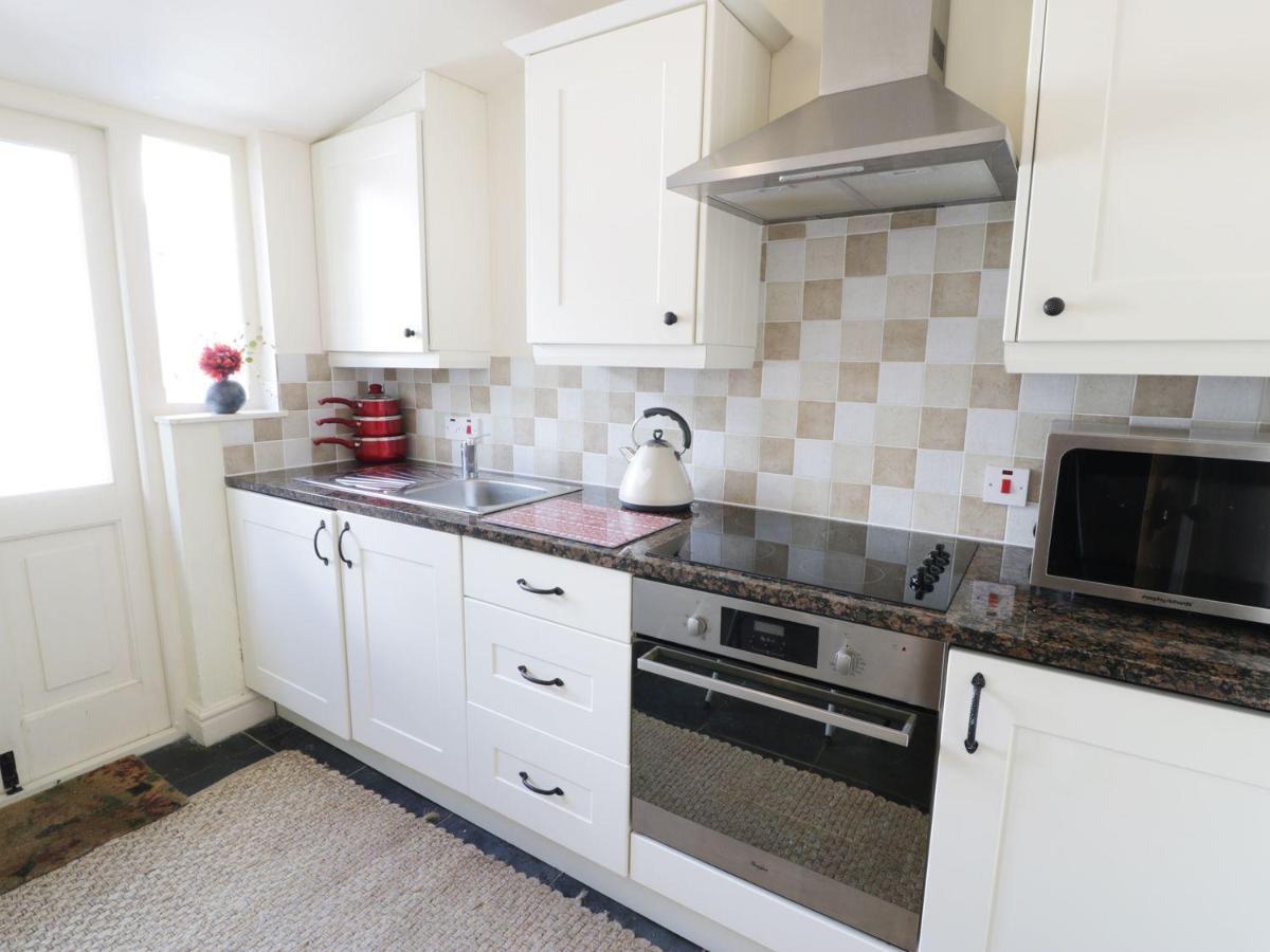 Llanfairpwllgwyngyll Menai Cottage מראה חיצוני תמונה