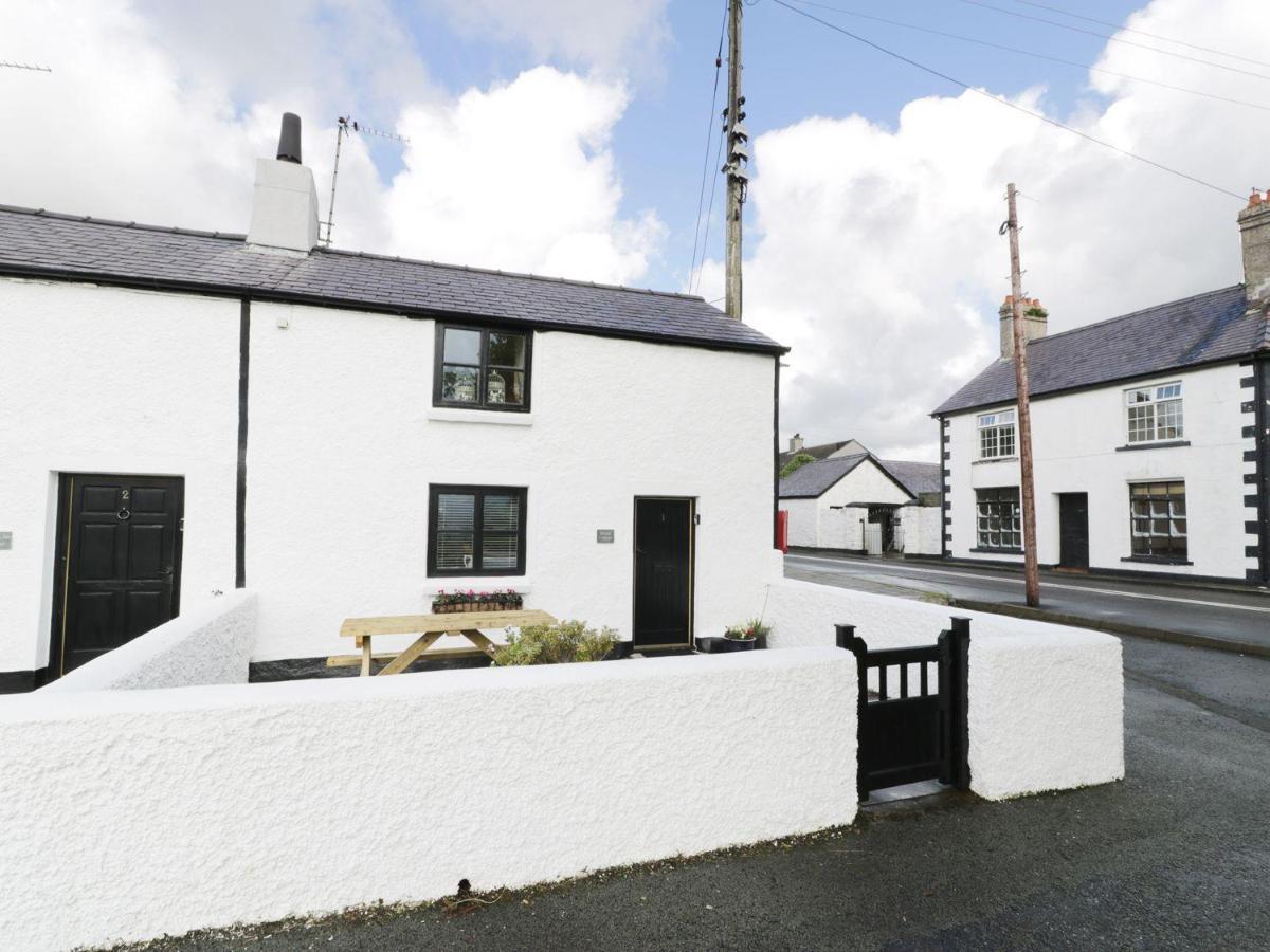Llanfairpwllgwyngyll Menai Cottage מראה חיצוני תמונה