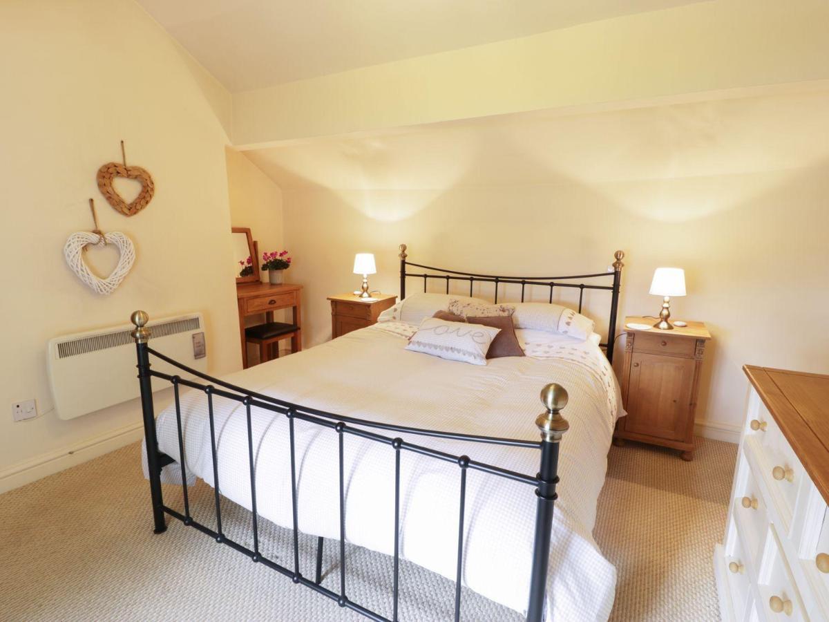 Llanfairpwllgwyngyll Menai Cottage מראה חיצוני תמונה